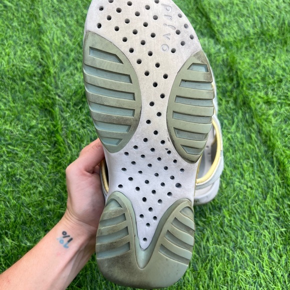 Privo Sandals Hiking Shoes Leather Upper 11 US Men’s Gray Yellow Outdoor - Picture 6 of 11